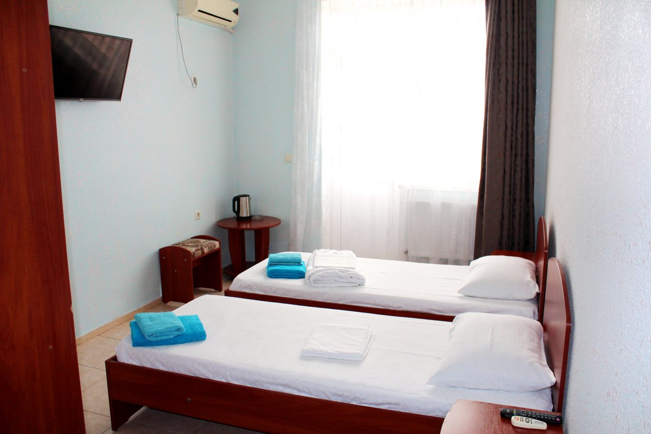 Двухместный номер с балконом, просторный, светлый и уютный