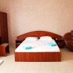 Четырехместный просторный номер с балконом