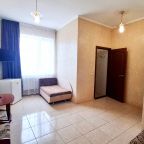 Просторный и светлый двухкомнатный номер с балконом