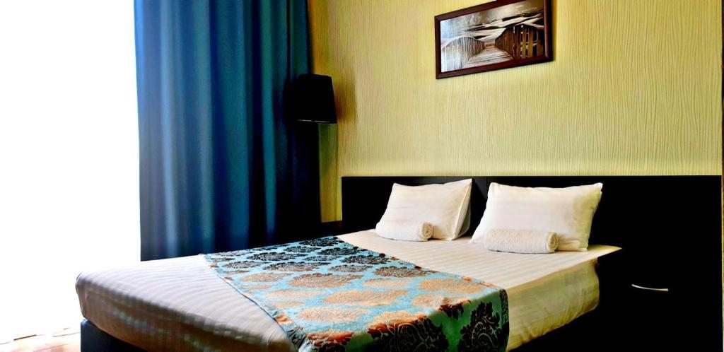 Двухместный (Двухместный номер с 1 кроватью или 2 отдельными кроватями и видом на море) отеля Dolce vita, Голубая Бухта
