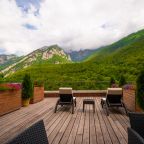 Терраса, Forrest Terrace Hotel