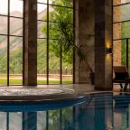 Панорамный бассейн, Forrest Terrace Hotel