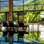 Бассейн с подогревом, Forrest Terrace Hotel