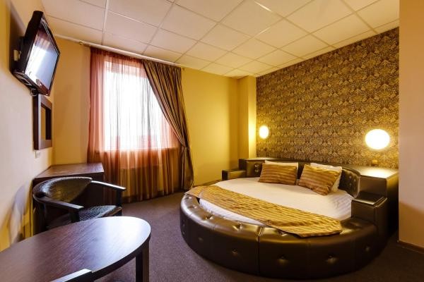 Двухместный (Комфорт, С круглой кроватью) гостиницы Marton Палермо, Краснодар
