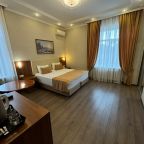 Полулюкс, Парк-Отель Заречный