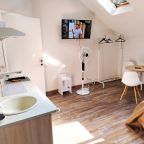 Кухня в комнате - студии