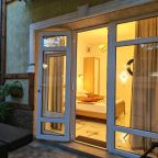 Люкс (Двухкомнатный, четырехместный номер, 1 этаж, своя личная зона отдыха), Гостевой дом Сота