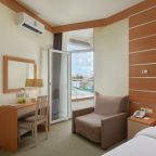 Двухместный (Стандарт Оптимум 2-местный 1-комнатный), Отель Alean Family Biarritz 4*