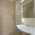 Двухместный (Стандарт компакт 1-комнатный), Отель Alean Family Biarritz 4*