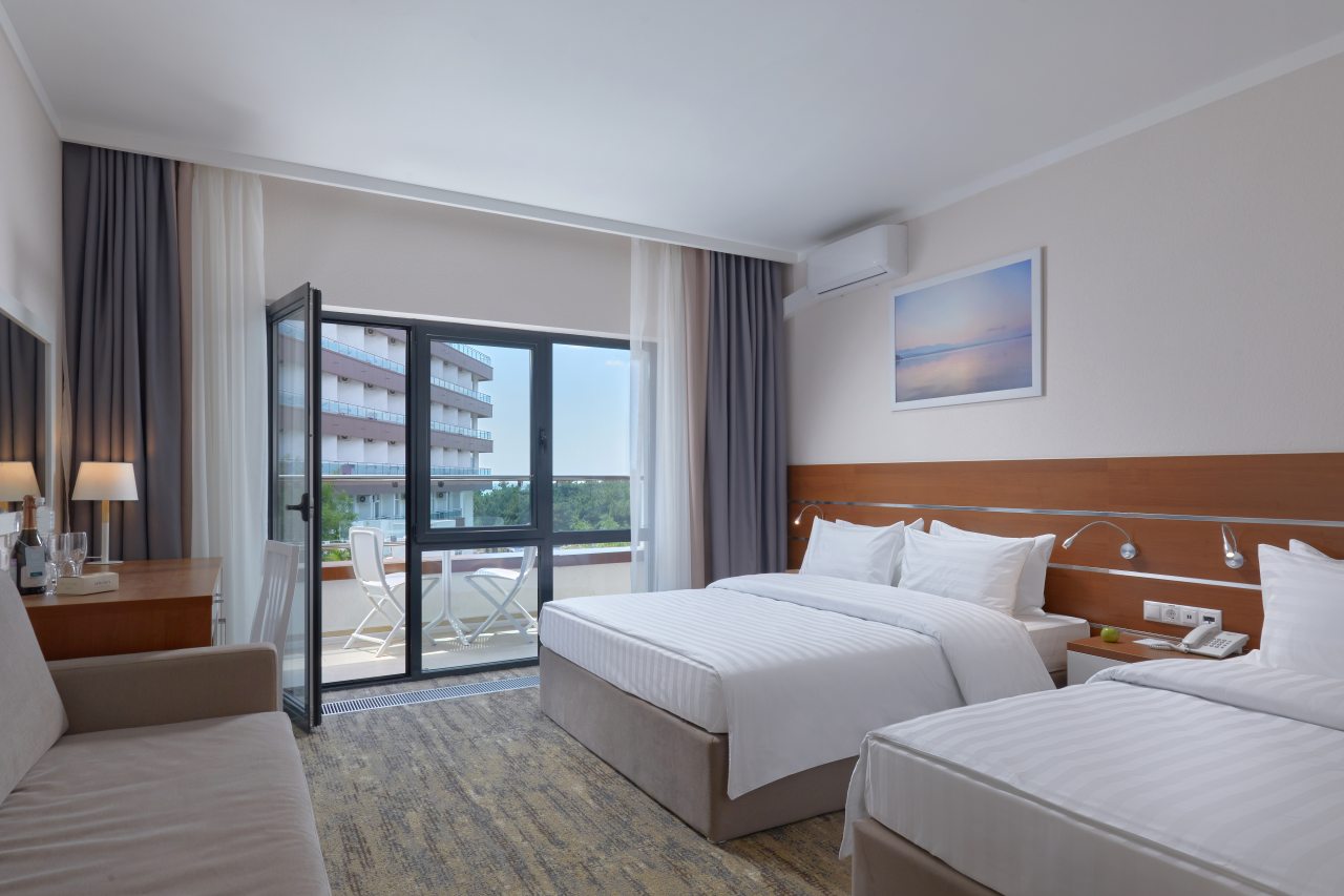 Двухместный (Улучшенный Оптимум 2-местный 1-комнатный), Отель Alean Family Biarritz 4*