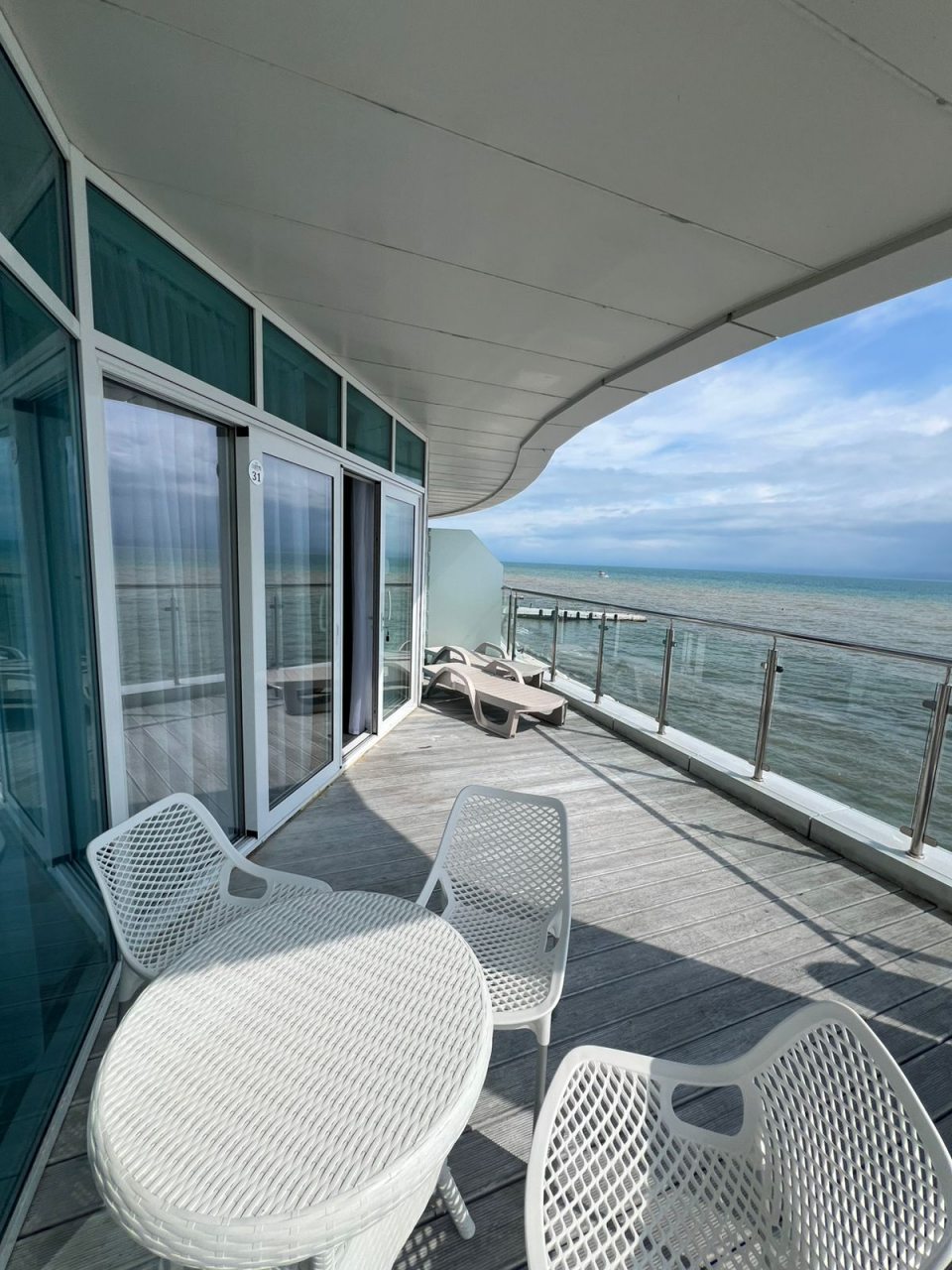 Студио (Студия Морская), Апарт-отель SANREMO