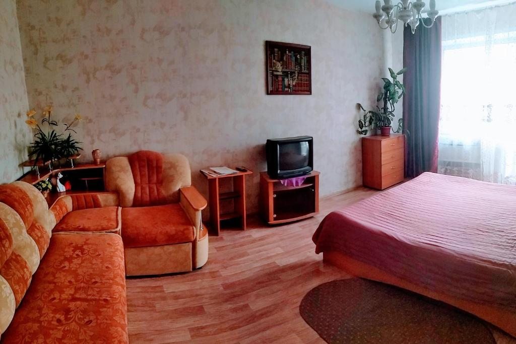 Апартаменты (Апартаменты), Apartment on 70 let Oktyabrya