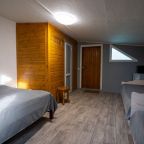 Сьюит (Четырех местный номер с удобствами), Гостевой дом Алтайские дачи