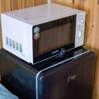 Трехместный (С душем и туалетом), Гостевой дом Алтайские дачи