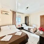 Трехместный номер с видом на море