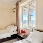 Трехместный номер с видом на море