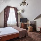 Полулюкс (Двухкомнатный полулюкс), Отель Гранат by Sun City Hotels