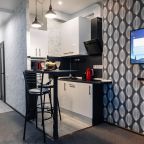 Апартаменты (Sunny Loft Apartment этаж 7 в 5 корпусе), Апарт-отель LALAPART