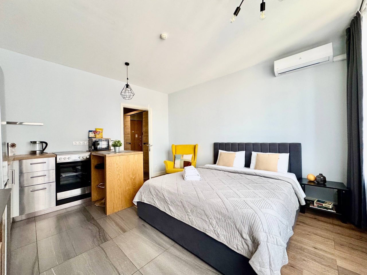 Апартаменты (Cozy Loft (Уютный Лофт) этаж 18 в 7 корпусе), Апартаменты LALAPART