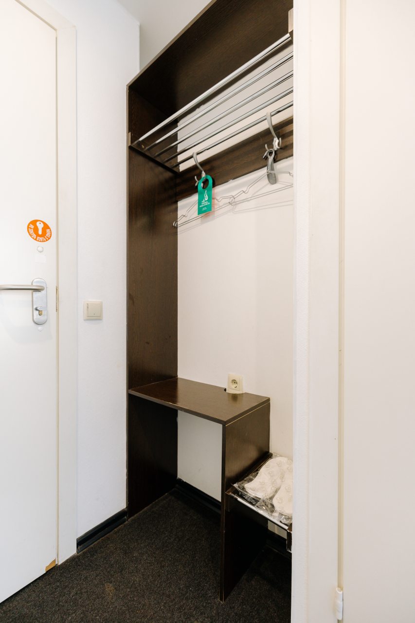 Двухместный (Комната Стандарт с двуспальной или двумя односпальными кроватями), Меблированные комнаты Казанская 43