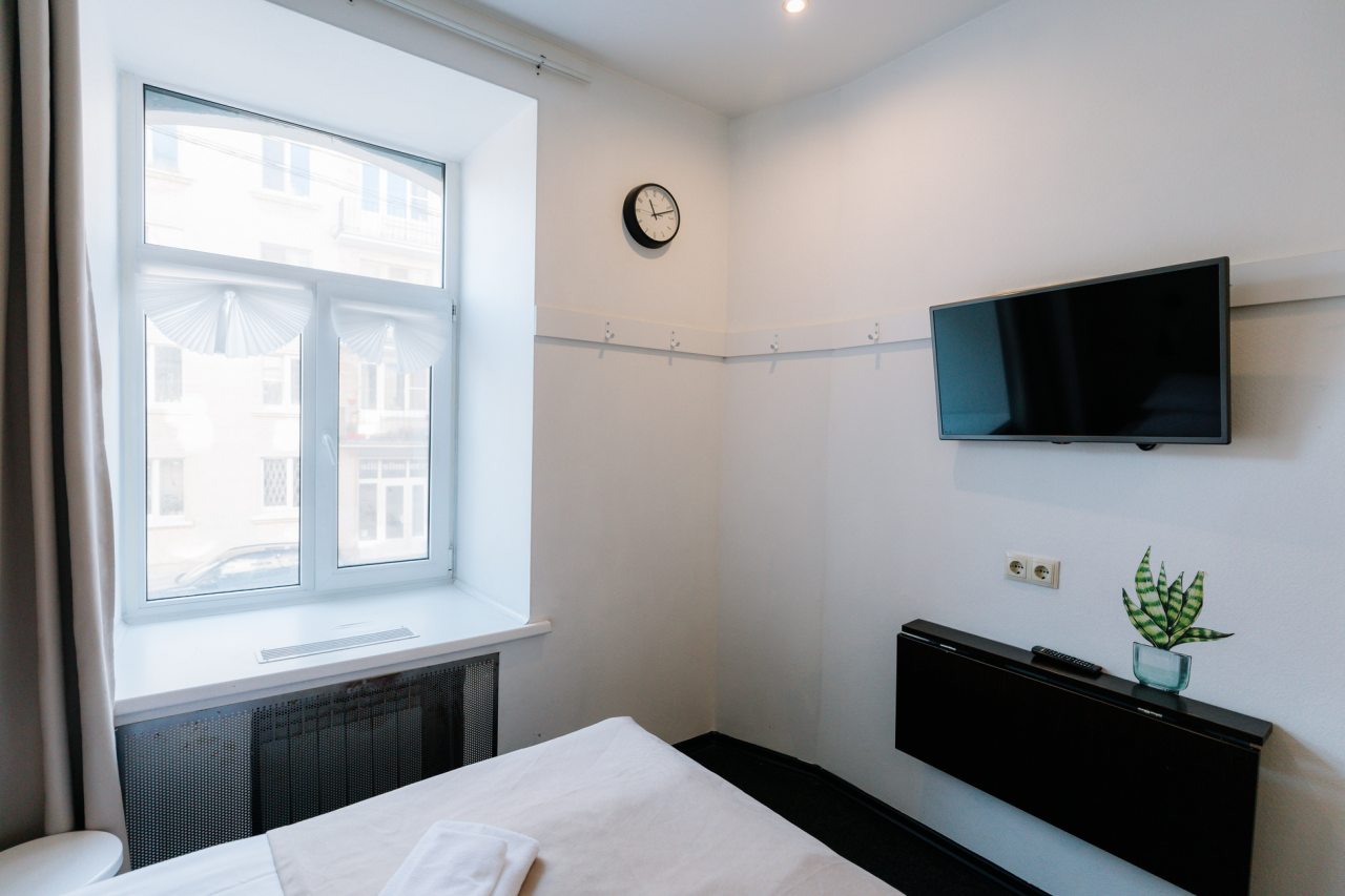 Двухместный (Комната Стандарт с двуспальной или двумя односпальными кроватями), Меблированные комнаты Казанская 43