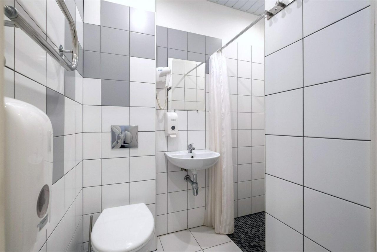 Двухместный (Комната Стандарт с двуспальной или двумя односпальными кроватями), Меблированные комнаты Казанская 43