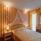 Люкс (Люкс двухкомнатный (SUITE 2) 6-ти местный - 3, 4 этаж), Отель 1001 Ночь