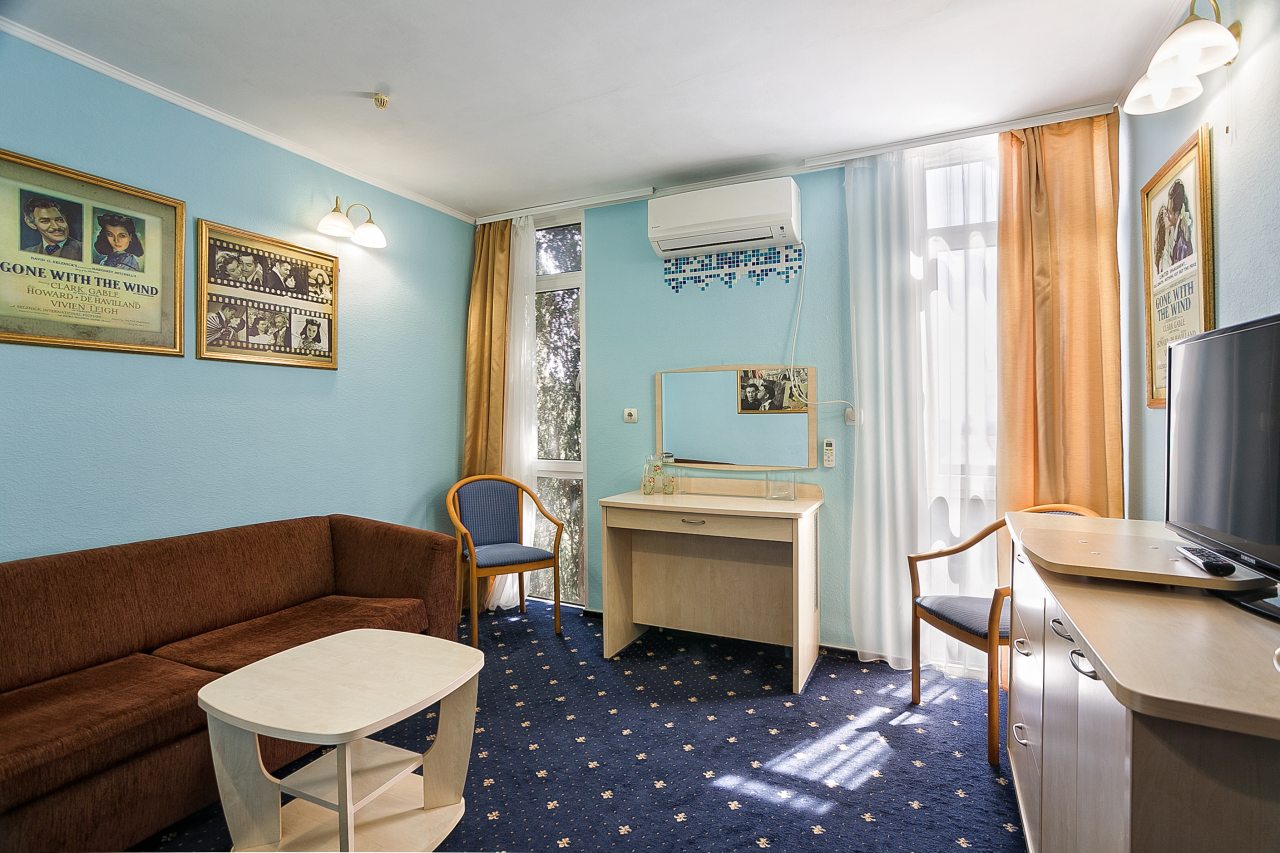 Полулюкс (Двухкомнатный (DELUXE 2) 2-х местный - 1, 2, 3, 4 этаж), Отель 1001 Ночь