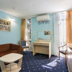 Полулюкс (Двухкомнатный (DELUXE 2) 2-х местный - 1, 2, 3, 4 этаж), Отель 1001 Ночь