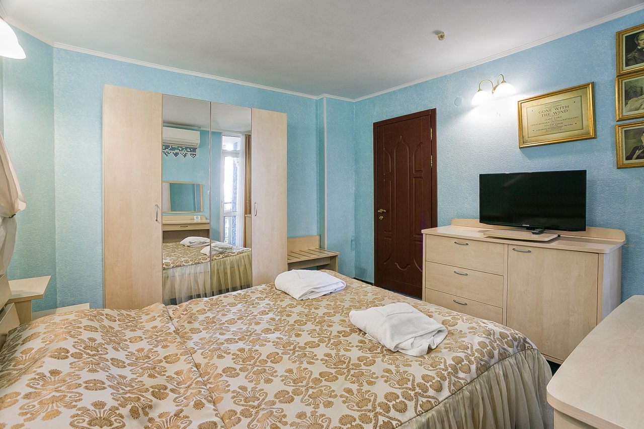 Полулюкс (Двухкомнатный (DELUXE 2) 2-х местный - 1, 2, 3, 4 этаж), Отель 1001 Ночь