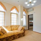 Люкс (Двухкомнатный (LUXE) 4-х местный - 4 этаж), Отель 1001 Ночь