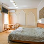 Люкс (Двухкомнатный (LUXE) 4-х местный - 4 этаж), Отель 1001 Ночь