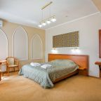 Люкс (Двухкомнатный (LUXE) 4-х местный - 4 этаж), Отель 1001 Ночь