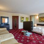 Люкс (Однокомнатный "SUITE PREMIER"), Отель 1001 Ночь