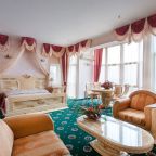 Люкс (Однокомнатный "SHAHRIYAR" (411) - 4 этаж), Отель 1001 Ночь