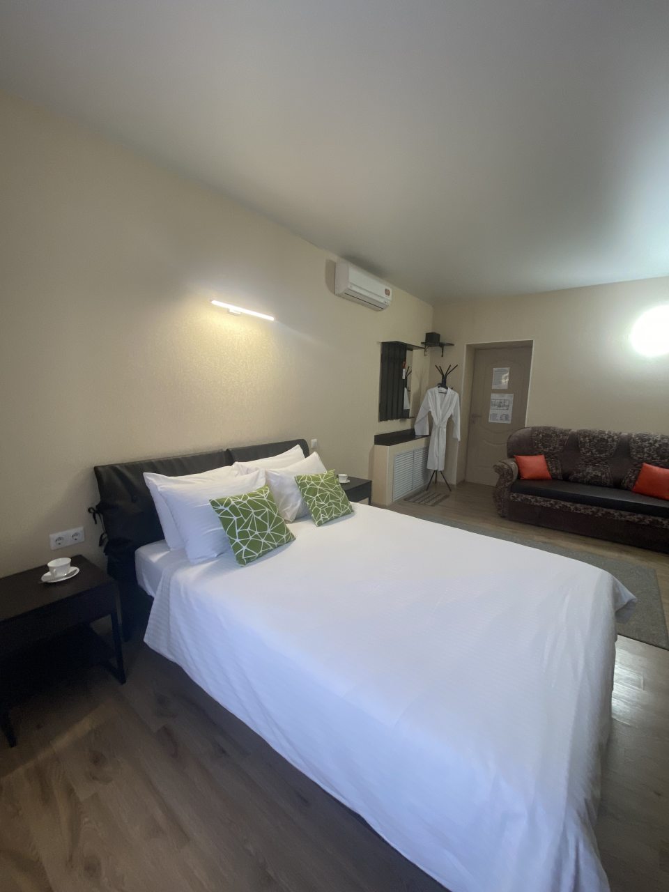 Полулюкс, Мини-отель Дарсити