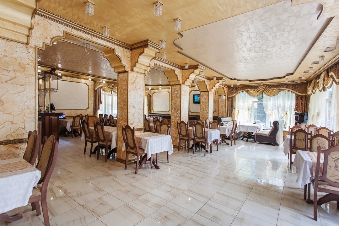 Ресторан, Отель Кристалл