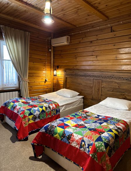 Фотография номера гостиницы Русская деревня