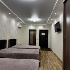 De Luxe (Трехместный номер), Гостиница Чемодан