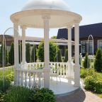 Сад, Гостиница Зеленый мыс