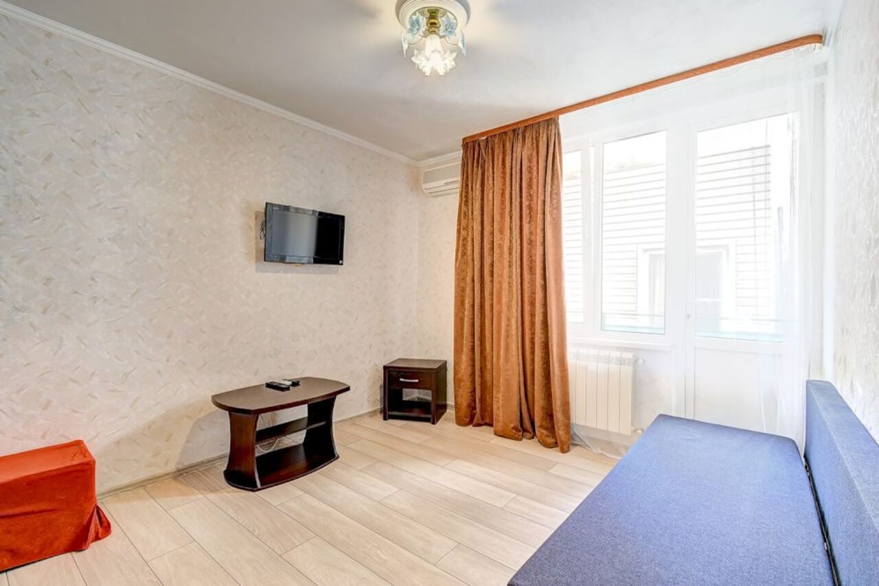 Четырехместный (Двухкомнатный балкон/без балкона), Гостиница Пальма