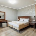 Четырехместный (Двухкомнатный балкон/без балкона), Гостиница Пальма