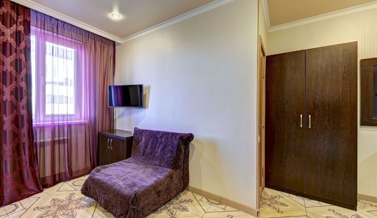 Пятиместный (Двухкомнатный балкон/без балкона), Гостиница Пальма