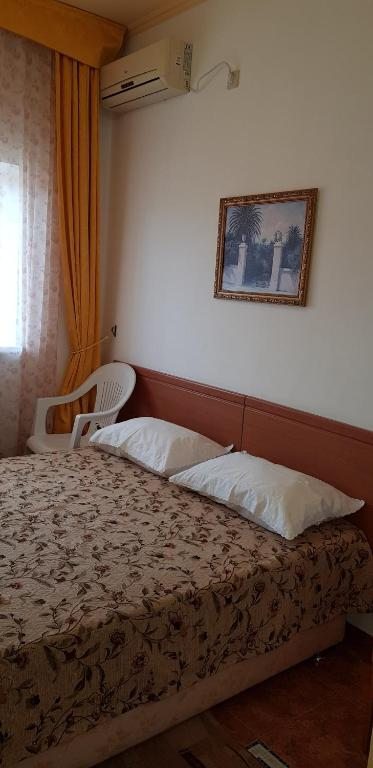 Двухместный (Двухместный номер с 1 кроватью и балконом) гостиницы Машук, Сочи