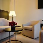 Люкс (Улучшенный с кухней), Отель Чингисхан