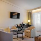 Люкс (Улучшенный с кухней), Отель Чингисхан