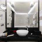 Люкс (Улучшенный с кухней), Отель Чингисхан