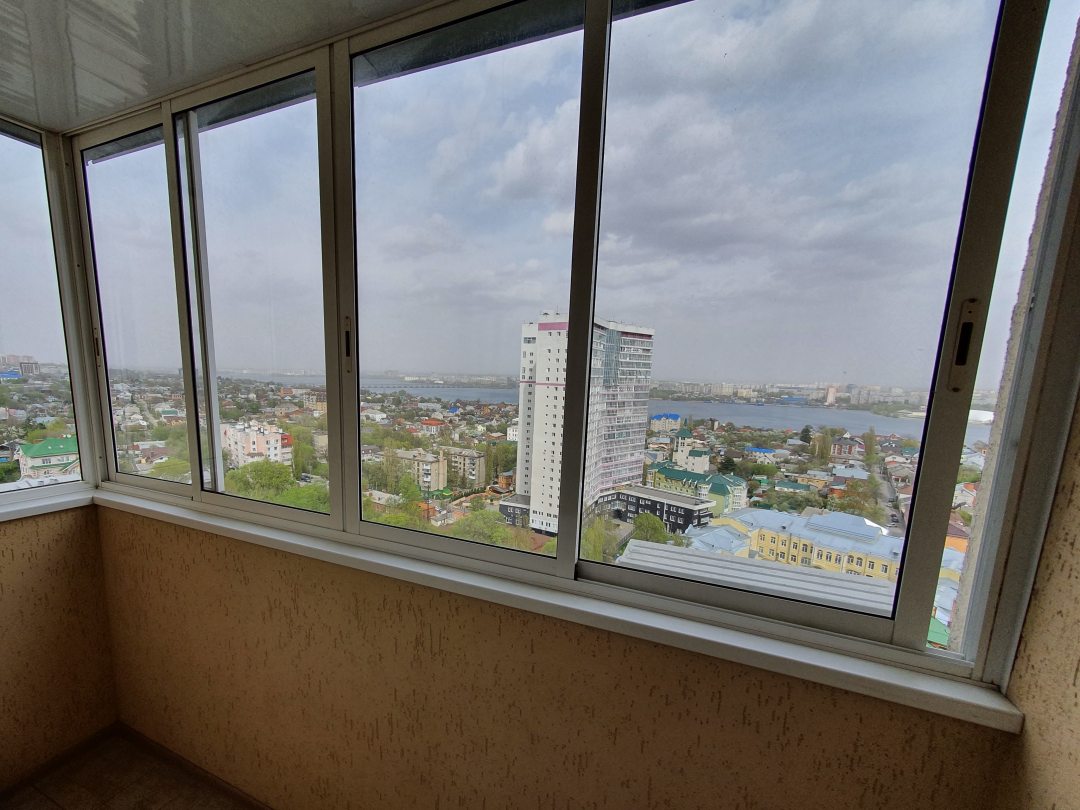 Балкон, Апартаменты MEGAPOLIS проспект Революции 9-А-180