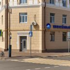 вход