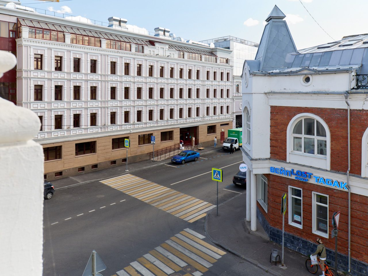 Вид из окна апартаментов